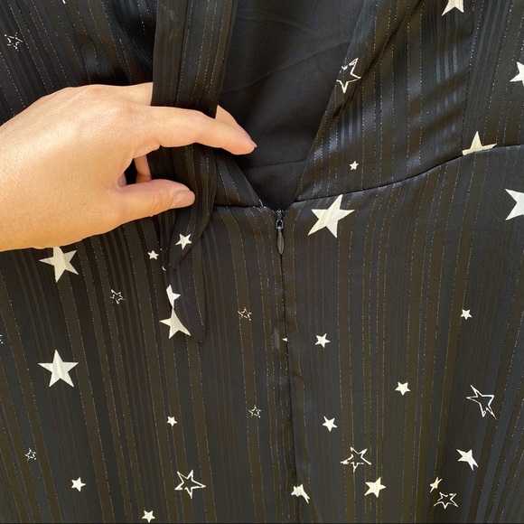 Isabell Upp Star Print Maxi Dress - Picture 7 of 8